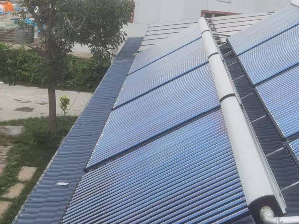 金屬超導熱管集熱器